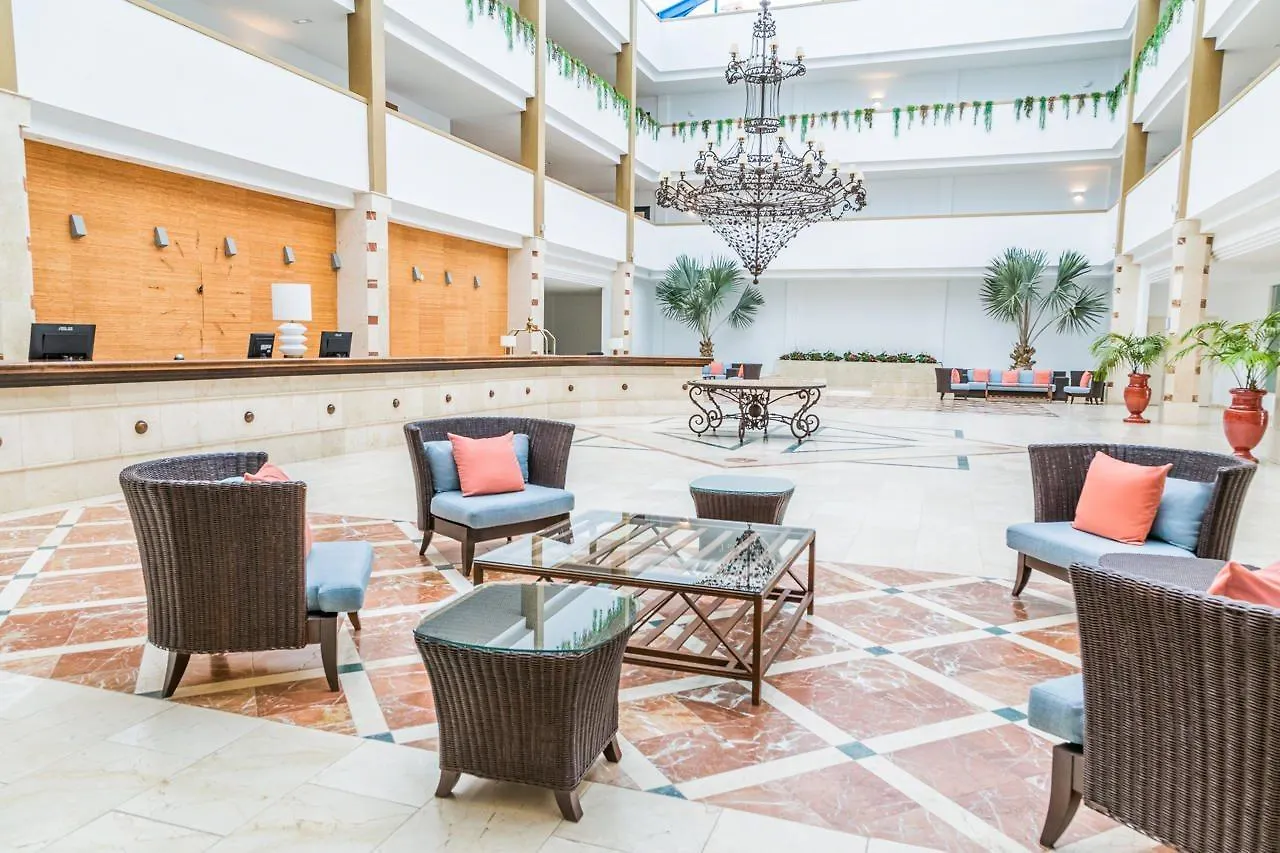 Hotel Oh Nice Caledonia エステポナ