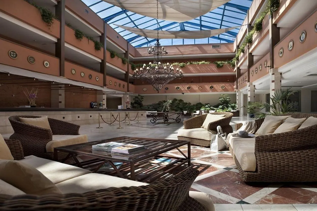 Hotel Oh Nice Caledonia エステポナ